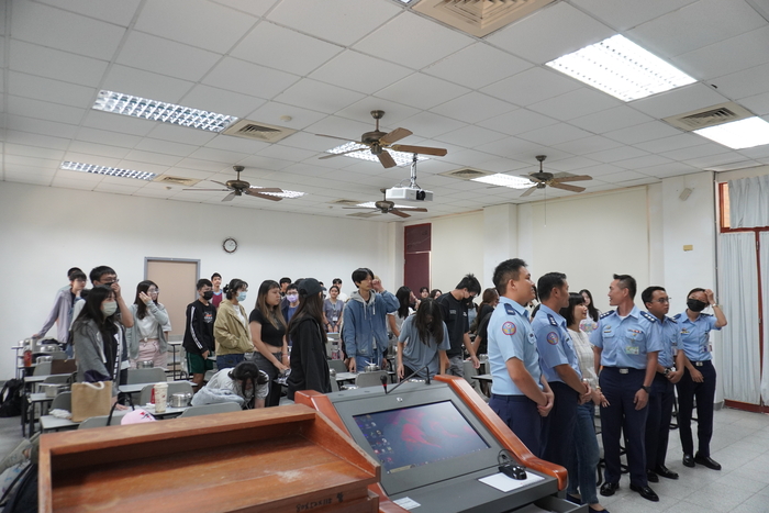 英美系職涯講座-從英語出發，加入空軍，翱翔藍天 活動照片20251017圖片