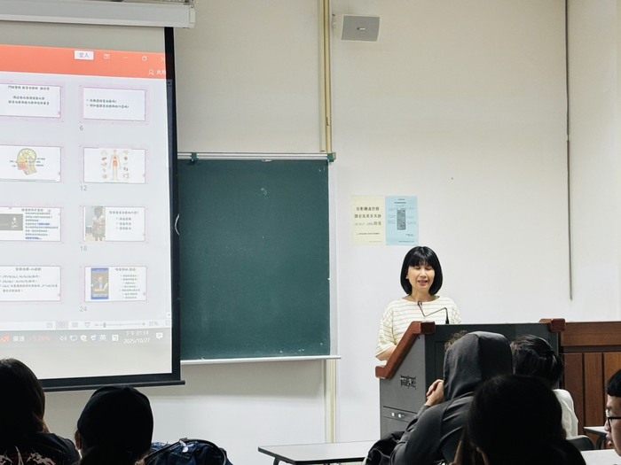 英美系講座-「 大朋友、小朋友與世界溝通的橋樑—語言治療師 」 活動照片20251027圖片