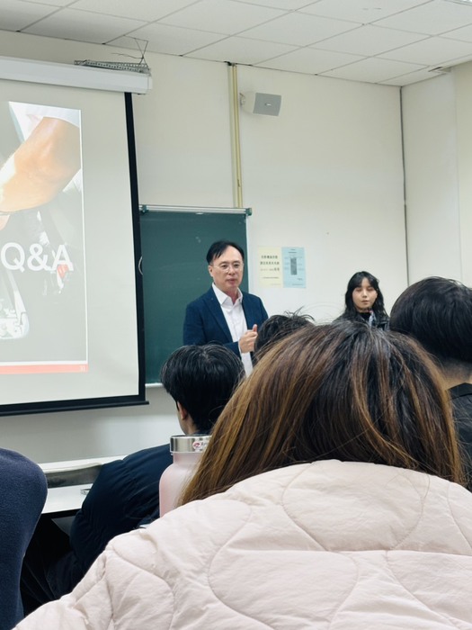 英美系職涯講座-讓世界流動的力量：在JAL貨運部的日常與挑戰 活動照片20251203圖片